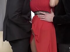 Platinum blonde, Blanche Bradbury likes to have casual sex with two guys at the same time