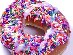 Cumming on a Donut for r ohcumon