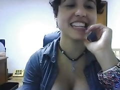 Office worker on Paltalk plays and fucks her boss
