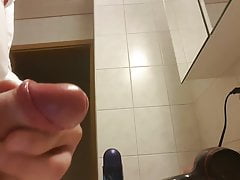 Big Cock guy cumming huge load