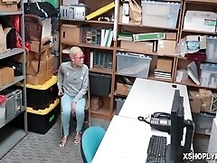 Ebony Receives A Cock From Behind As She With Arie Faye