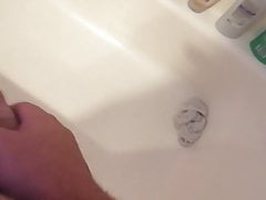 I'm so horny jacking off my dick