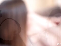 Stella Cox picks up a rich business executive to annihilate her pussy