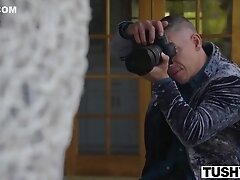 Model Kylie Has Intense Anal With Her Photographer