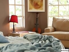 Dillion Harper Erotic Masturbating - Digitaldesire