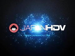 Asian teen Izumi blowjob and cumshot