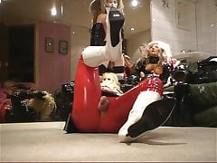 Roxina Gurl In Red N Black X