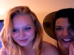 Homemade - 2 couple have sex in same room...