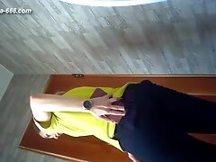 chinese girls go to toilet.302