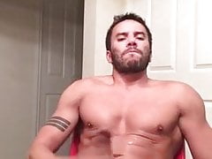 Straight muscele guy