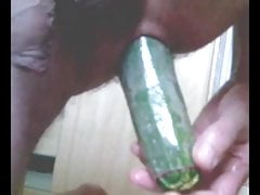 belle caresse de courgette