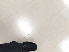 24yr old busty pregnant shopping braless