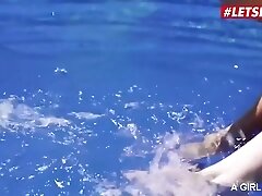 Angelika Grays And Nikki Hill - Blonde Lesbians