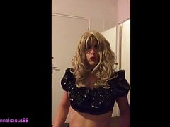 Annalicious88 smoking and exposing like SISSY Whore