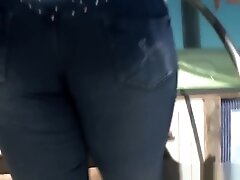 Massive Booty Fetish Babe