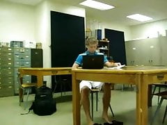 Str8 guy jacking his big dick in class