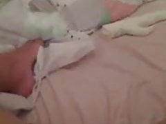 Wife's quick pussy play