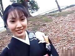 Horny Chick Plays With Big Boobs And Gives Warm Blowjob